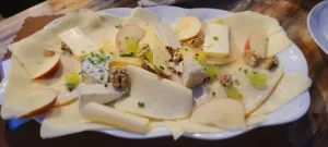 Weingut- Heuriger Römerschenke Carnuntum Perger