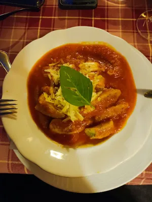 Hotel-Restaurant Zum Schwarzen Bären (Black Bear Inn)