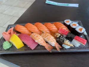 N17 Küche SUSHI NUDELN & MEHR