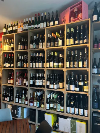Bild von Wein X 1 Greisslerei