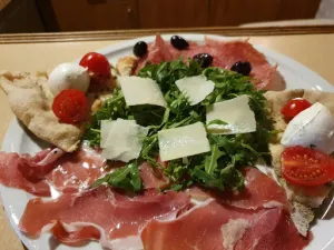 Restaurant/Pizzeria "Fischertratten"
