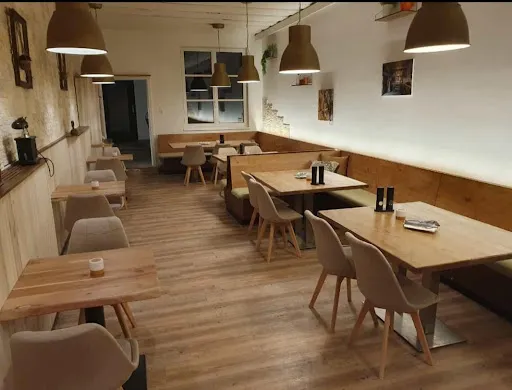 Bild von Nostos Greek Mediterranean Restaurant