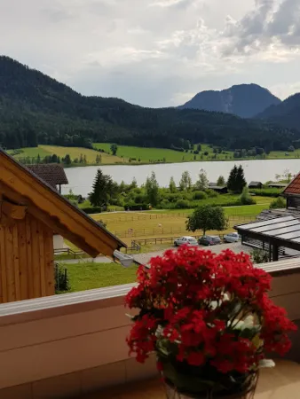 Bild von Bäckerei - Café - Konditorei - Pizzeria - Holzer