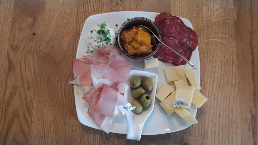 Bild von Weinzeit im Uhrhaus