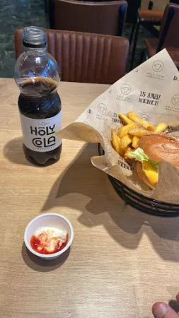 Bild von Holy Cow! Gourmet Burger Co. DELÉMONT