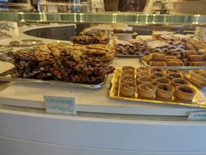 Al 19 | Gelateria, Pasticceria & Bar