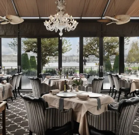 Bild von Windows Restaurant at Hotel D&#39;Angleterre