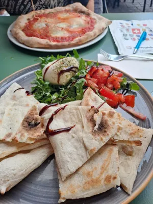 Da John Bar-Pizzeria-Restaurant Italien 2000 Neuchâtel