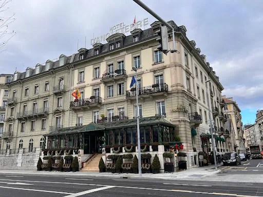 Bild von Windows Restaurant at Hotel D'Angleterre