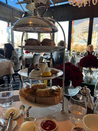 Bild von Windows Restaurant at Hotel D'Angleterre