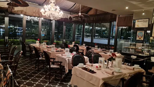 Bild von Windows Restaurant at Hotel D'Angleterre