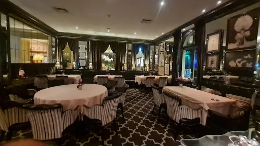 Bild von Windows Restaurant at Hotel D'Angleterre