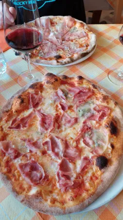 Bild von Grotto Reina