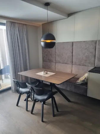Bild von VIER Studios & Restaurant