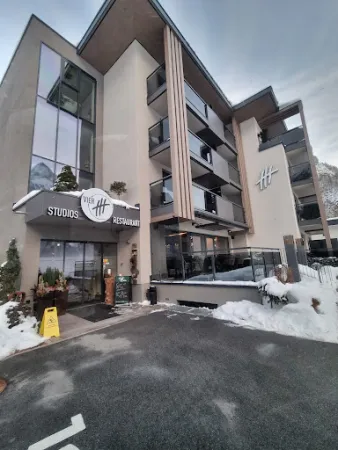 Bild von VIER Studios & Restaurant