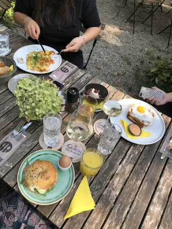 Bild von Deli Lounge Cafe Restaurant