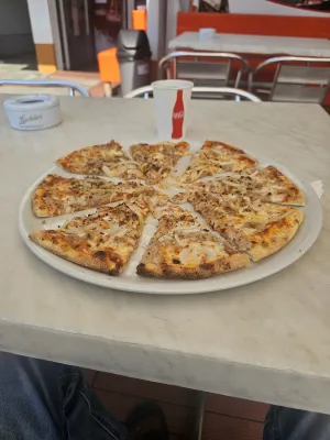 Roza Linda Pizza & Kebab