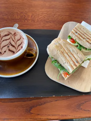 Farel Bistro & Take Away
