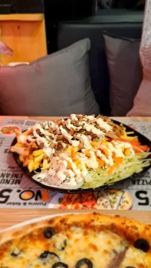 No.5 Pizzeria&Kebab