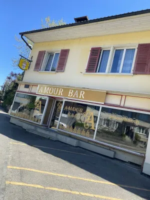 Amour Bar