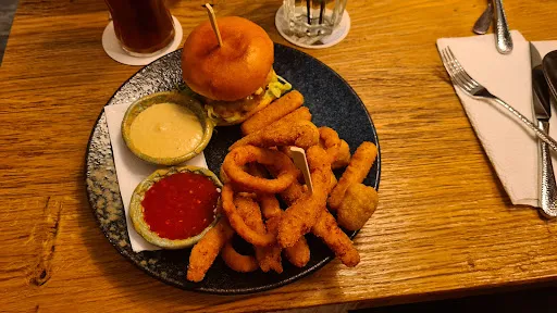 Bild von McDaniels - Bar Burgerrestaurant