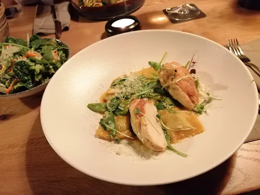 Bild von ROOM FIVE - BAR + RESTAURANT