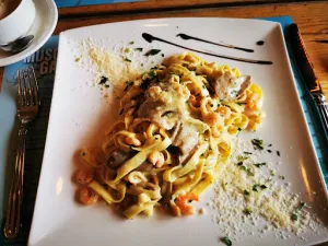 Tartuffel Bar & Restaurant