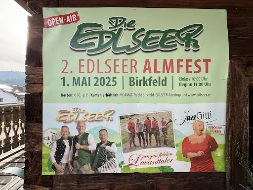 Bild von Edlseer Alm Edlseer Hoamathaus Kapelle SB Lokal