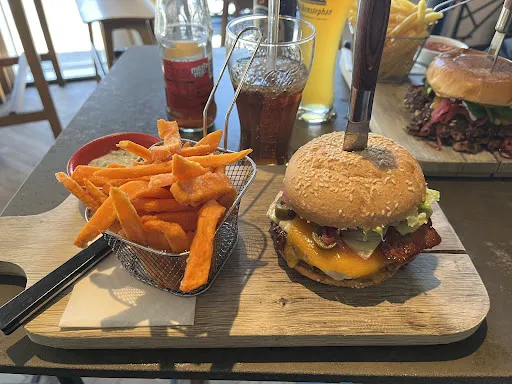 Bild von The Burger Factory