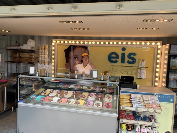 Bild von eis AM KREIS by Rath‘s Street Food Court
