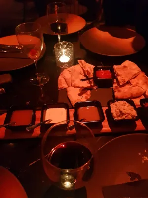 Grizzly Restaurant - Lounge