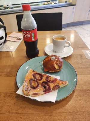 Boulangerie Confiserie Tea Room Le Guilleri