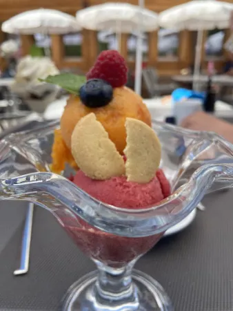 Bild von Restaurant Mont-Rouge VIP SA