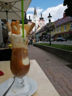 Hotel Mariazellerhof / Konditorei, Café & Lebzelterei Pirker