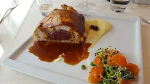 Au Boeuf Rouge - Restaurant & Auberge Crassier