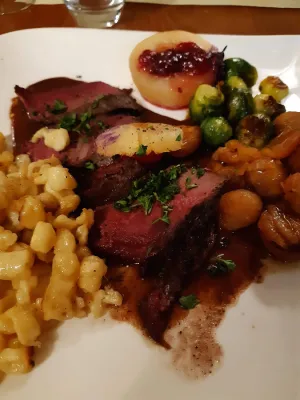 Bistro 33