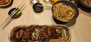 Restaurant Toriko Japanese Bar, Grill & Sushi