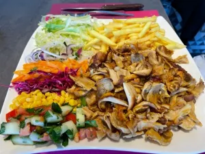 Holly Food Burger