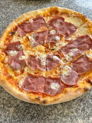 Epalinges Pizza Kebab