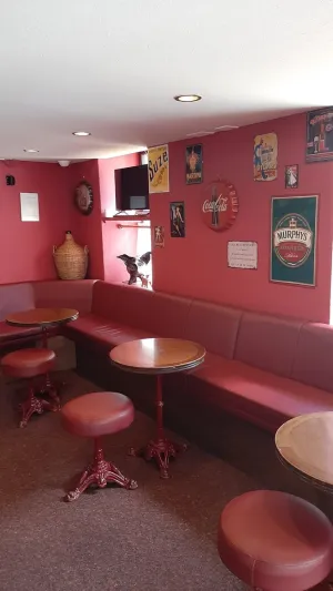 James Pub