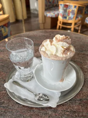 Cafe Strudlhof