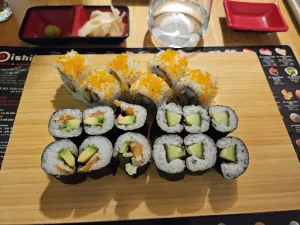 Oishii Sushi & Asian Kitchen