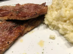 Restaurant & Café im Schweizerhaus Riehen