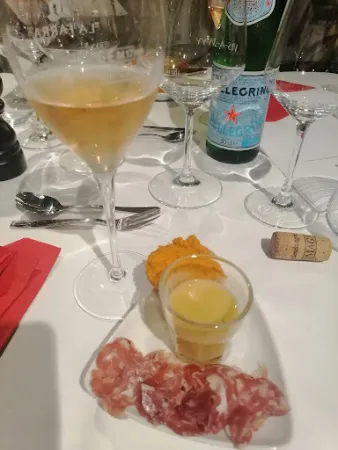Bild von Vinothek Vis-à-Wyy