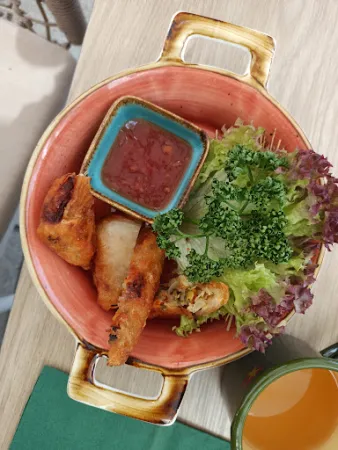Bild von EM 1991- Bowls & Noodles Bar Vietnamese Cuisine
