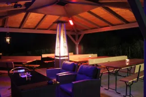 Garage 52
