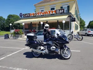 Cafe Bar Horvath