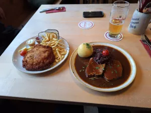 Braugasthof Schattenhofer Restaurant, Biergarten und Hotel