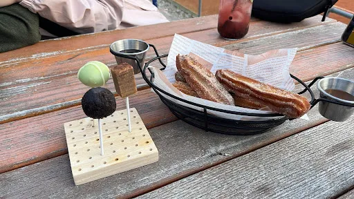 Bild von TENNISHÜSLI