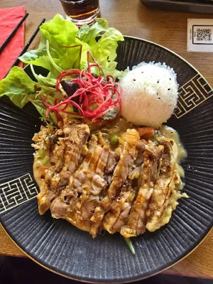 BaTu Cuisine & Sushi Bar